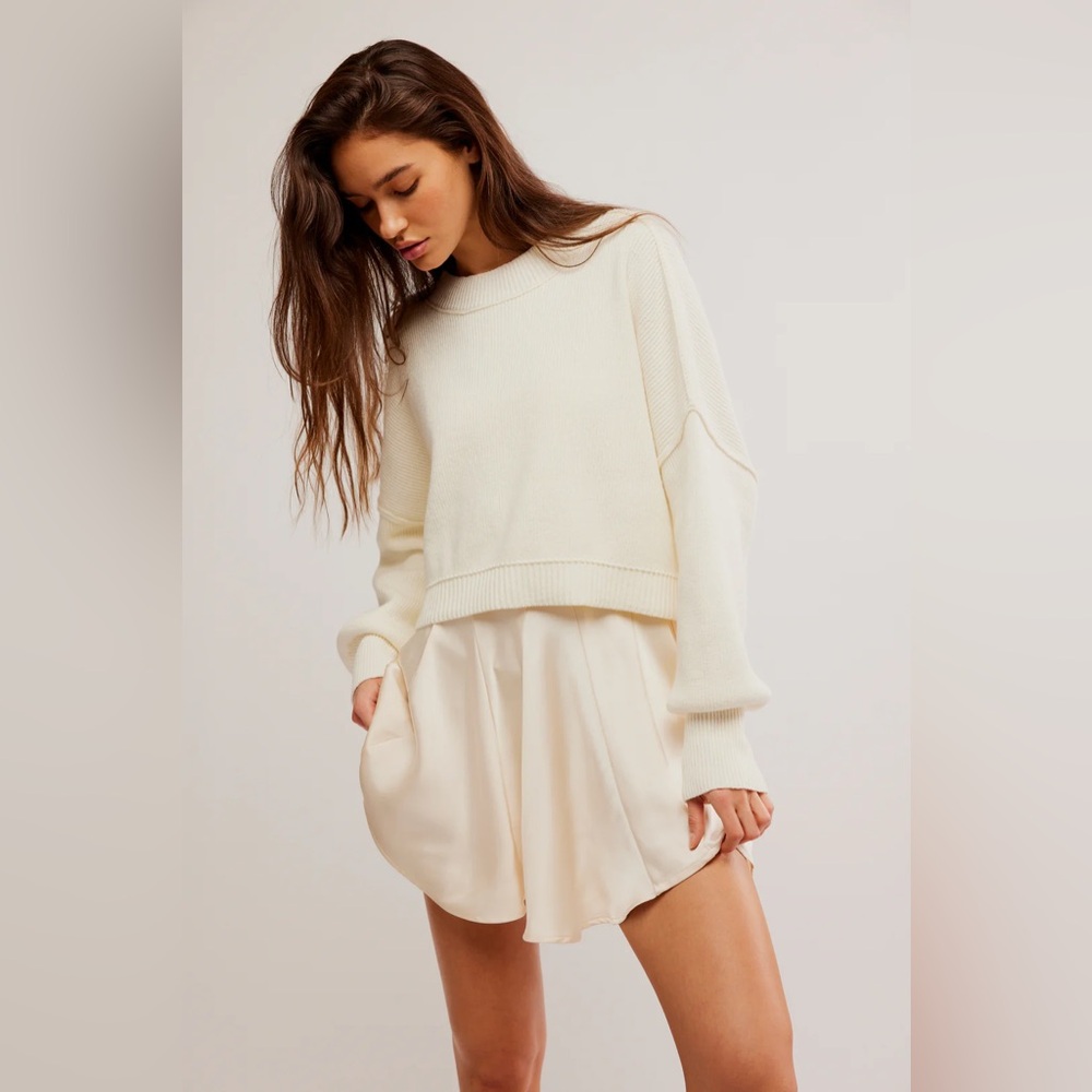 🤍NWT EASY STREET CROP TUNIC
